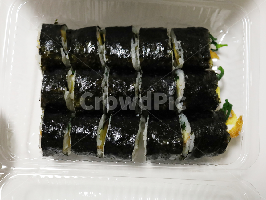 김밥,meal,koreanfood,식사,한끼,단무지,계란,시금치,밥,egg,음식,식재료,요리,food,cook,meal,dishes,food reserves
