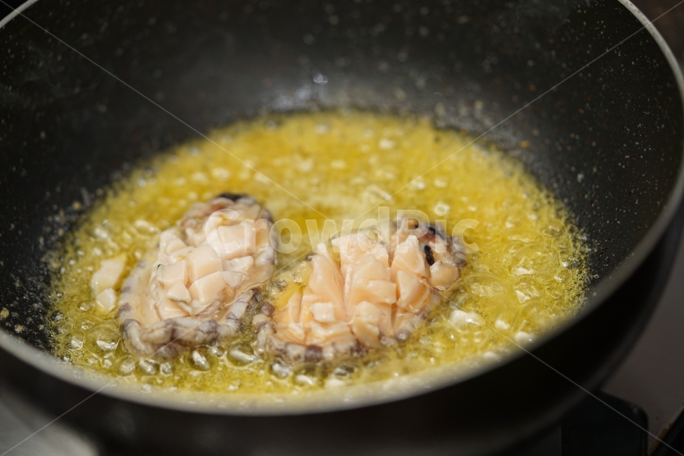 전복,해산물,먹거리,안주,술안주,생물,먹방,해물,씨푸드,바다,음식,seafood,푸드,안주거리,회,전복회,안주꺼리,소주안주,버터구이,전복구이,전복버터구이,음식,식재료,요리,food,cook,meal,dishes,food reserves,수산물,해산물,fishery products,seafood