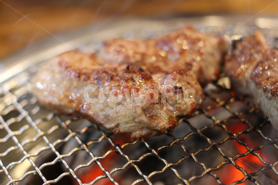 참숯불,돼지고기,목살,돼지목살,한돈,음식,식재료,요리,food,cook,meal,dishes,food reserves,육류,고기,meat,한식,한국음식,한국요리,korean food,korean dishes,korean meal,korean cook