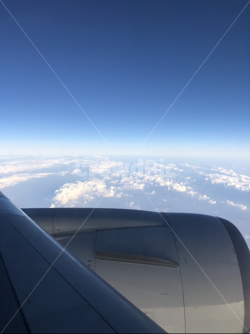 항공,비행,비행기,하늘,구름,air,blue,sky,여객,이륙,착륙,여행,출발,날개,색감,컨셉