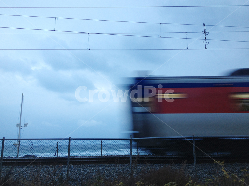 기차,해변,강릉,train,새벽,일출,beach,crossing,sunrise,dawn,southkroea,한국,cloudy,구름,cloud,날씨,이른,아침,정동진