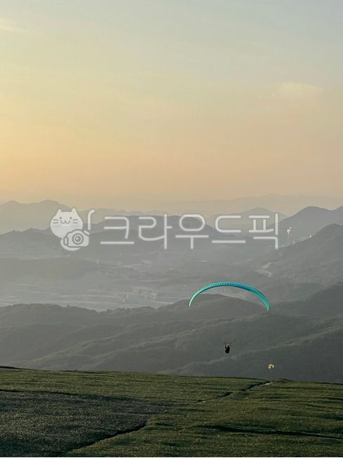 자연,풍경,패러글리이딩,산,활공,색감