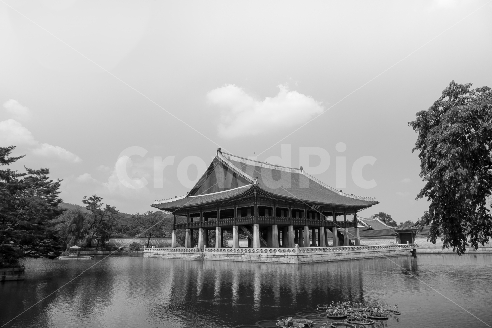 서울,관광지,경복궁,광화문,문화재,랜드마크,landmark,tourist attraction,한국전통,한국문화,korean traditional,korean culture,흑백,모노톤,monochrome,black and white