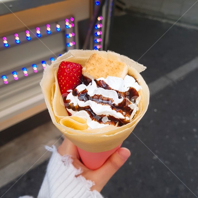 크레페,도쿄,일본맛집,디저트,일본,음식,식재료,요리,food,cook,meal,dishes,food reserves,디저트,간식,후식,dessert,snack