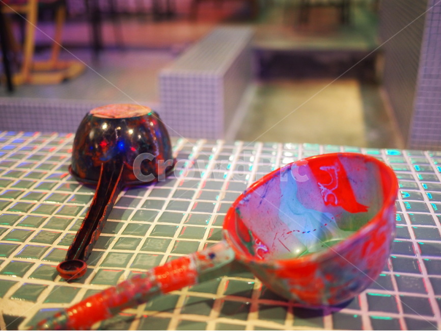 바가지,물감,예술,타일,붉은,물,예술,art,사물,물건,오브젝트,thing,object,matter