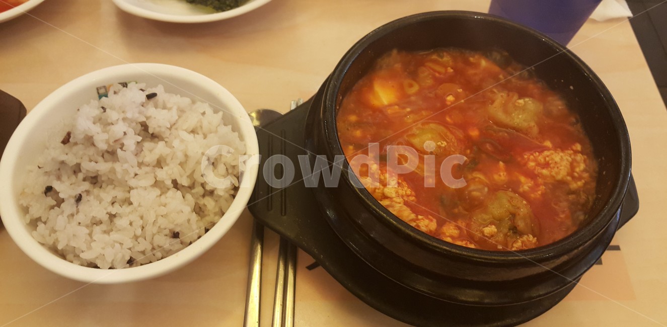 순두부,순두부찌게,백반,혼밥,한식,음식사진,먹스타그램,오늘의메뉴,맛집,맛집추천,음식기록,일상기록,푸드스타그램,음식스타그램,미식,한끼식사,외식메뉴,집밥,요리사진,플레이팅,푸짐한한상,맛있는한끼,식사시간,맛집투어,먹방,식단관리,야식,점심메뉴,저녁메뉴,간식타임,푸드사진,일상공유,음식취향,한식양식,음식,식재료,요리,food,cook,meal,dishes,food reserves,한식,한국음식,한국요리,korean food,korean dishes,korean meal,korean cook