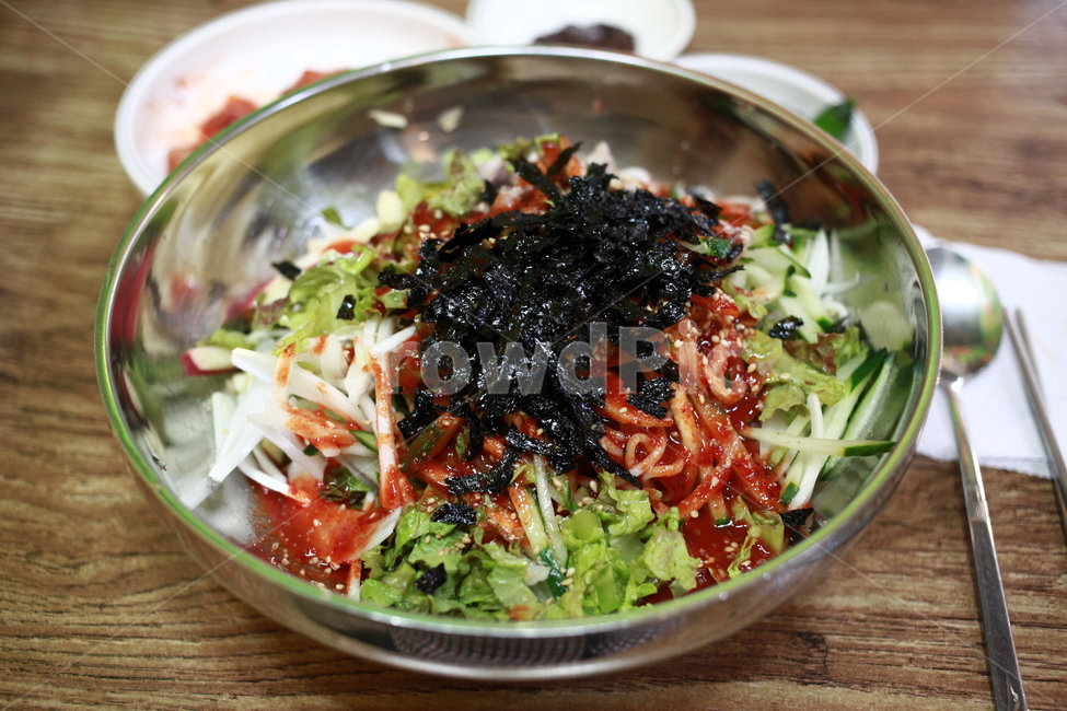 비빔국수,국수,고기국수,spicynoodles,noodles,제주국수,점심,lunch,음식,식재료,요리,food,cook,meal,dishes,food reserves