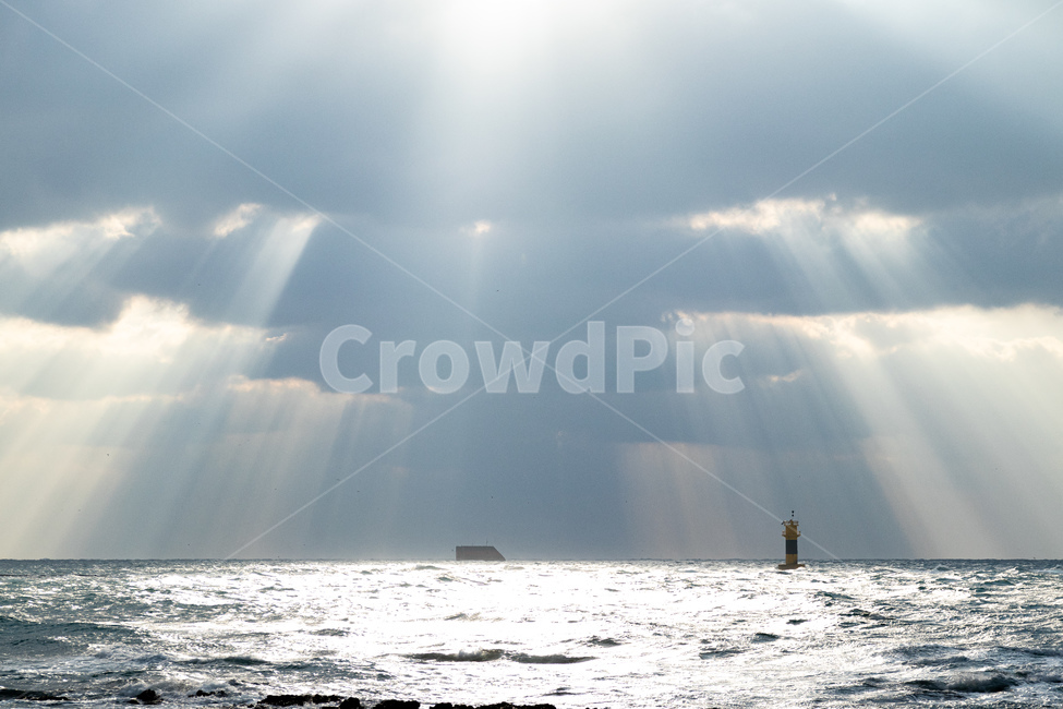 ocean,대양,nature,자연,sea,바다,outdoors,옥외,water,물,빛,빛내림,구름