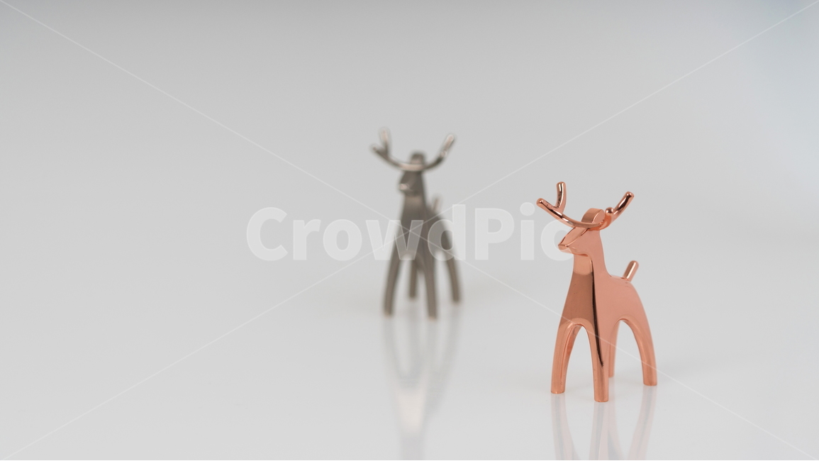 심리학,생활,커플,사슴,동상,골드,실버,함께,사랑,노루,금속,럭셔리,동물,뿔,반사,빤짝,광채,쥬얼리,루돌프,크리스마스,아웃포커싱,보석,귀금속,귀여운,액세서리,장식품,백그라운드,사물,물건,오브젝트,thing,object,matter