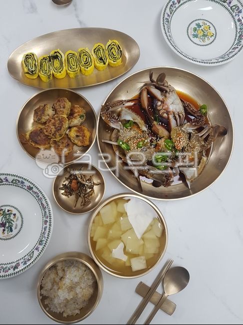 food,음식,식사,한정식,한식,유기그릇플레이팅,2인식사,2인식사플레이팅,유기그릇,간장게장,계란말이
