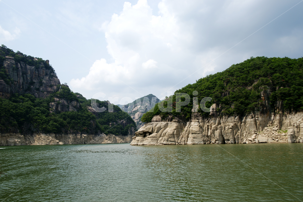 nature,자연,물,water,옥외,충주,충주호,호수,인공호수,여름,하늘,구름,산,숲,나무,저수지,경치,풍경,자연,풍경,nature,landscape,promontory,곶,outdoors