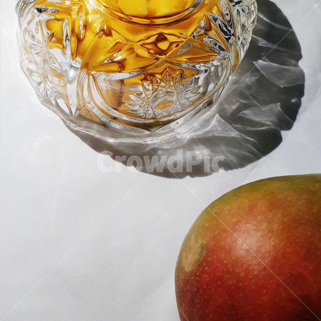 애플망고,크리스탈그릇,망고,그림자,유리그릇,맛있는,신선한
