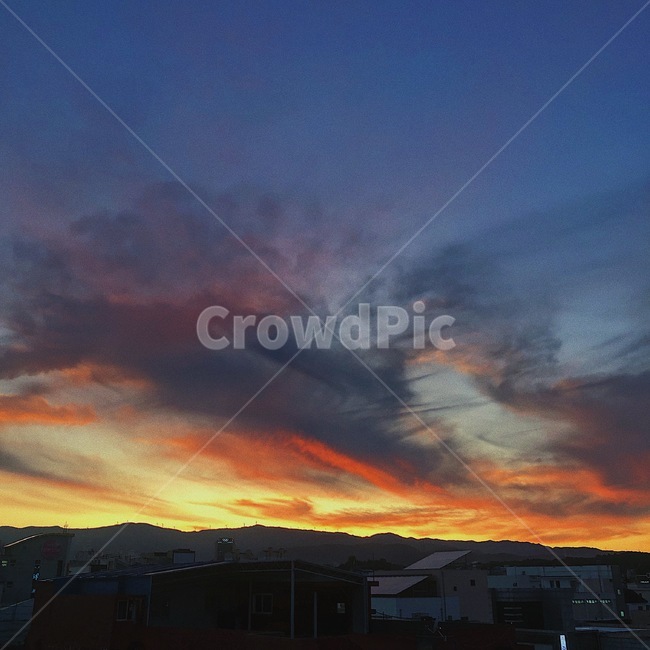 nature,자연,outdoors,옥외,sky,하늘,sunset,일몰,dusk,황혼,dawn,새벽,redsky,붉은하늘,자연,풍경,nature,landscape,red sky,붉은 하늘