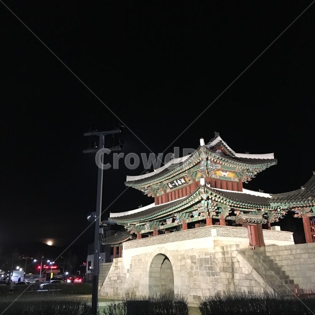 전주,밤,문,한국,문화재,한국전통,성벽,한국역사,한국문화,궁,jeonju,korean,koreanculture,koreantraditional,night