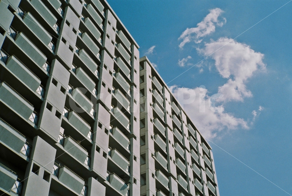sky,cloud,Pilka,Kyoto,japan,Emotion,travel,apartment,building,film camera