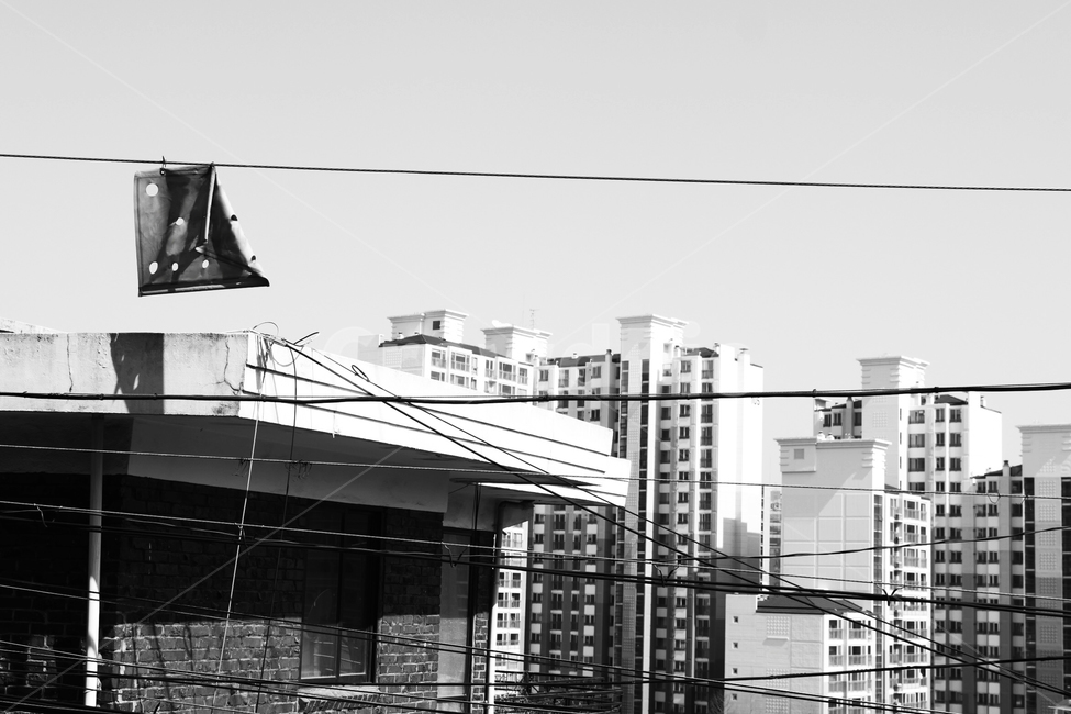 흑백사진,검정,어둠,우울,공허,도시,풍경,city,landscape,한국도시풍경,한국도시경관,korea cityscape,흑백,모노톤,monochrome,black and white