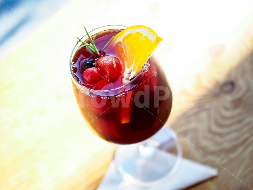 빨간색,빨강,와인,음료,오렌지,로즈마리,술,주류,alcohol,색깔,색상,색채,색감,color sense,color sensitivity,feeling of color