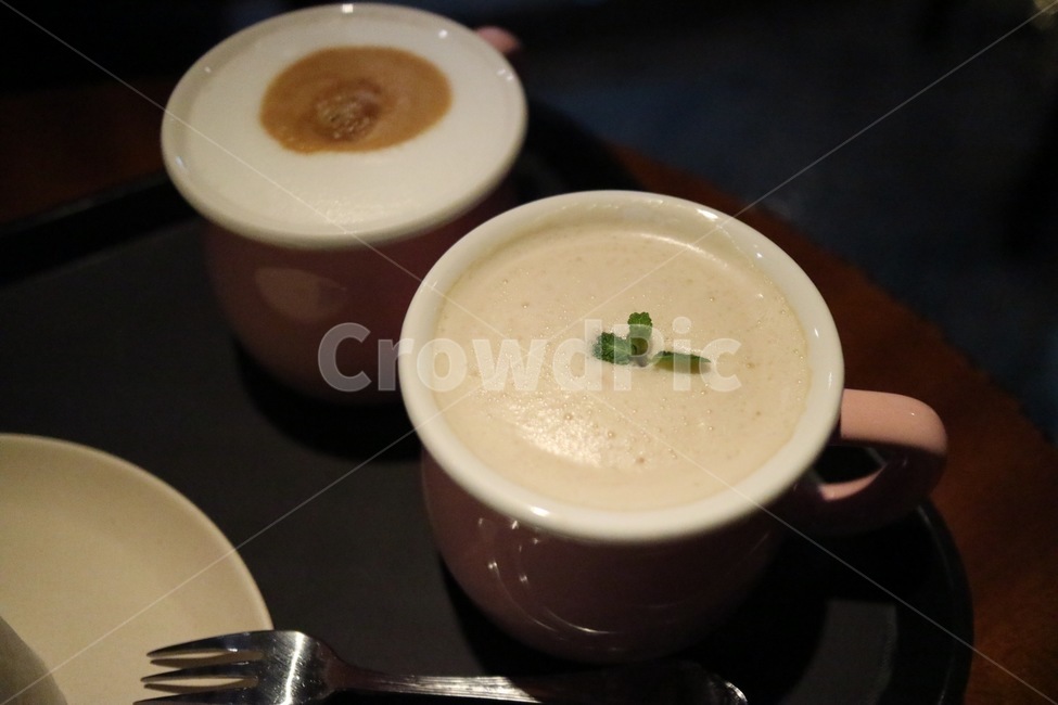 커피,coffee,cafe,카페,대화,만남,따뜻,부드러움,라떼,거품,디저트,음료,커피,카페,coffee,cafe
