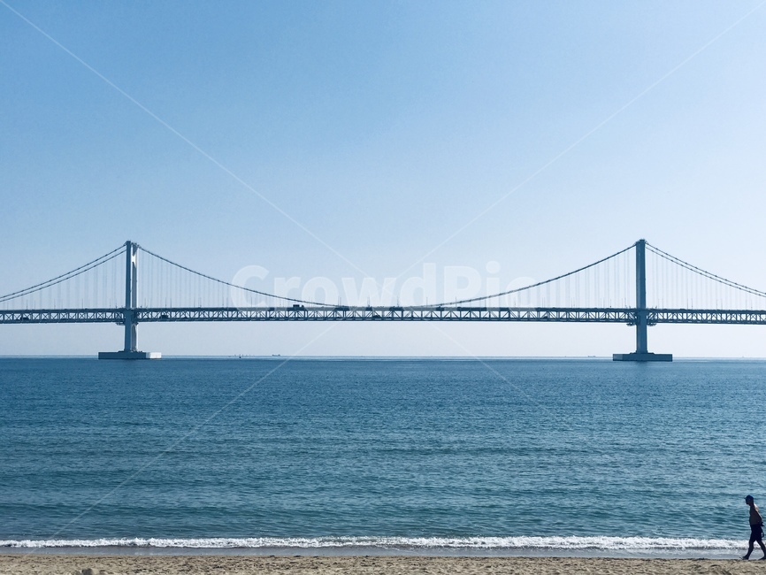 human,인간,person,사람,바다,해변,백사장,광안대교,부산,광안리,bridge,다리,해변,바다,beach,sea