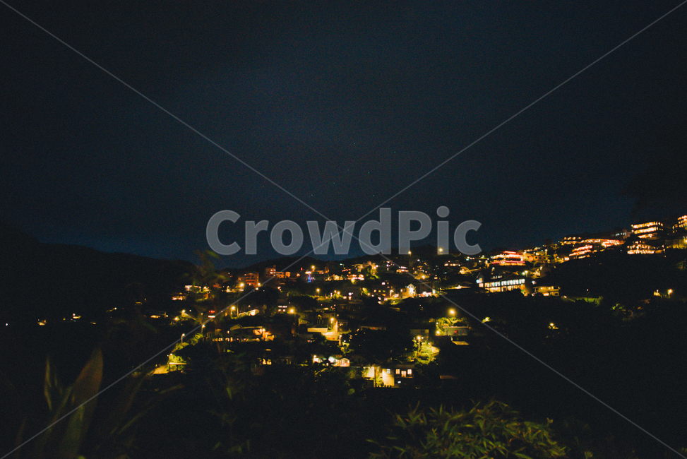 풍경,야경,새벽,밤,그리운,외로운,lonely,darkness,midnight,loneliness,solitude,슬픔,sadness,alone,흑백사진,필름사진,감성사진,고독,빛,light,우울함,sad,힘듬,지친,마음,landscape,missing,따뜻한,야경,밤,풍경,nightscape,night,landscape,도시,city,감성,sensible,feeling,nature,자연,outdoors,옥외,scenery,경치