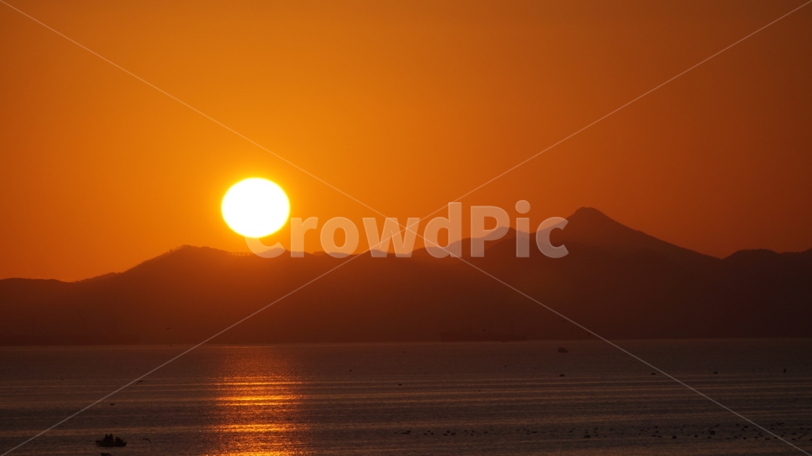 새해,일출,해돋이,자연,풍경,자연,풍경,nature,landscape,outdoors,옥외,sunlight,햇빛,dusk,황혼,dawn,새벽,red sky,붉은 하늘,sky,하늘,sunset,일몰