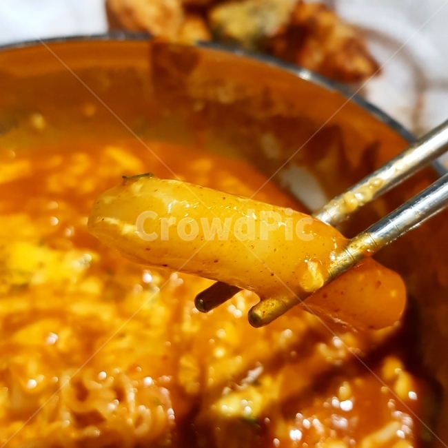 떡볶이,떡,클로즈업,음식,야식,음식,식재료,요리,food,cook,meal,dishes,food reserves,한식,한국음식,한국요리,korean food,korean dishes,korean meal,korean cook,디저트,간식,후식,dessert,snack
