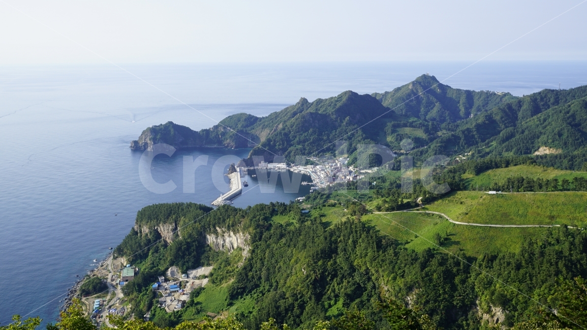 울릉도,섬,한국,대한민국,korea,여행,관광,여름휴가,국내,여름,summer,자연,nature,풍경,전망,전망대,경관,경치,landscape,바다,하늘,관광지,마을,도시,바닷가,해안선,지평선,수평선,푸른,블루,blue,정상,산꼭대기,산맥,산,mountain,항구,항구도시,어촌,내수전망대,내수전,섬마을,동네,지역,해변,sea,동해,동해바다,eastsea,나무,tree,숲,숲속,산림,삼림,식물,plants,물결,파도,건물,빌딩,자연,풍경,nature,landscape,outdoors,옥외,land,땅,ocean,대양,water,물,shoreline,coast,연안