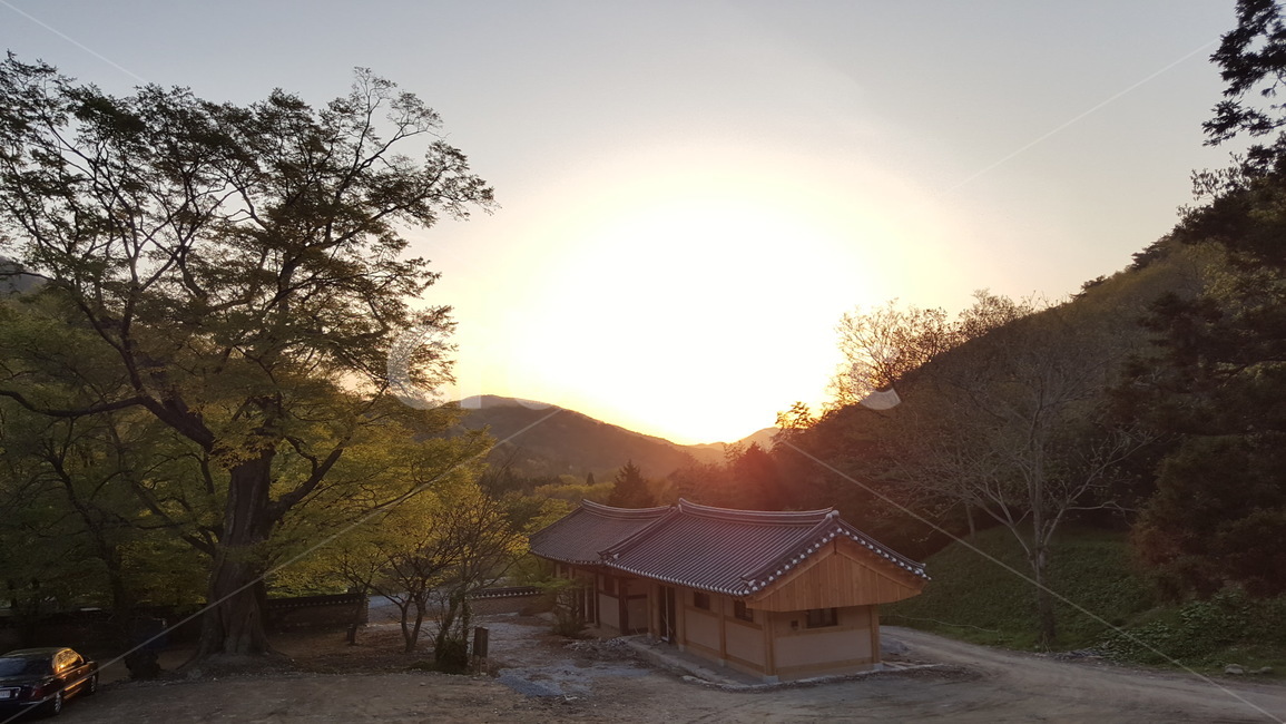 절,사찰,노을,산,자연,한국전통,한국문화,korean traditional,korean culture
