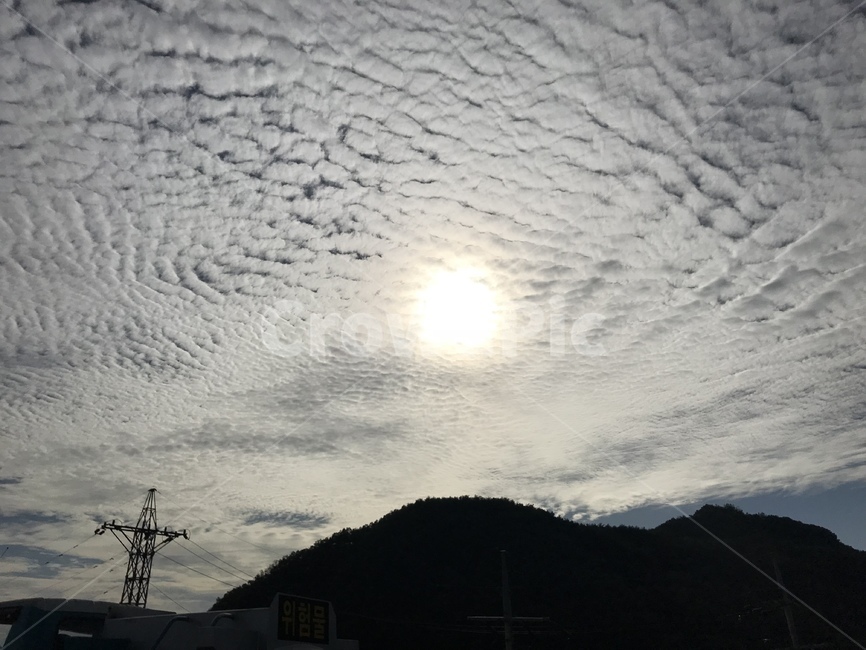 산,하늘,구름,해,mountain,sky,cloud,sun