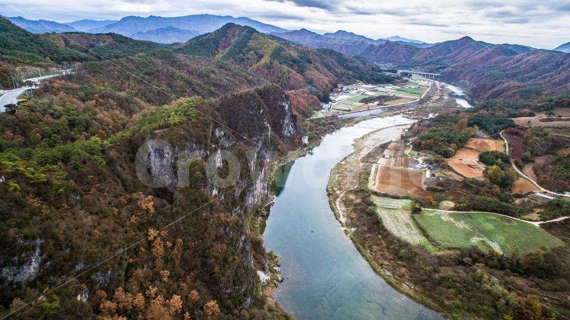 영월,서강,가을,항공촬영,드론,자연,풍경,nature,landscape,시골,마을,country,rural,town,outdoors,옥외,mountain,산,water,물