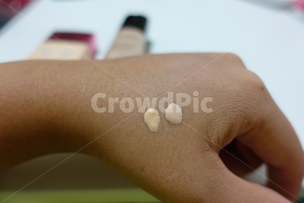 뷰티,화장품,코스메틱,cosmetic,beauty,사람,인물,인간,human,person,신체일부,몸,body,뷰티,미용,beauty treatment