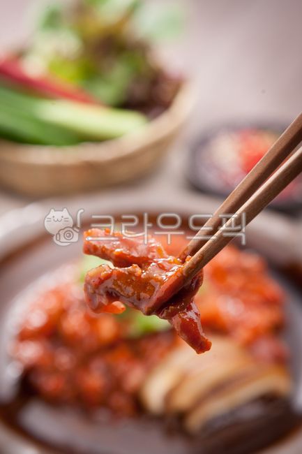 볶음요리,오돌뼈볶음,한식,매운음식,매운,오돌뼈,음식,음식,식재료,요리,food,cook,meal,dishes,food reserves