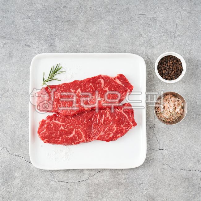 소고기,한우,국내산한우,채끝살,채끝살스테이크,steak,스테이크,미국산채끝살,호주산채끝살,미국산소고기,호주산소고기,food,음식,육류,고기,meat