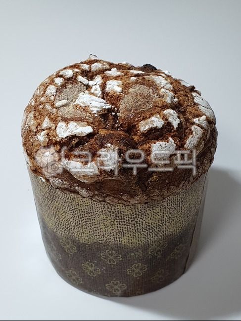 디저트,dessert,음식,food,파네토네,이탈리아빵,빵,bread,panettone,빠네또네,토니의빵,pandetoni,요리,크리스마스,간식,밀가루,케이크,발효음식,이태리빵,성탄케이크,크리스마스케이크,밀라노케이크,크리스마스빵,발효,발효빵,시트론,천연효모,베이킹,italianbread,christmas,milanocake,christmasbread,christmascake,baking,bakery,밀라노빵,citron,fermentation,refreshments,베이커리,milanobread,noveltybread,이색빵,noveltycake,fermentedbread,naturalyeast,dish,cooking,이색케이크