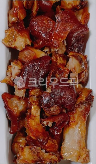 Pork feet,Pigs Feet,pork,food,trimmed pigs feet,pig,meal,mini people,meat,Trimmed mini pigs feet,mini pigs feet,pig tribe