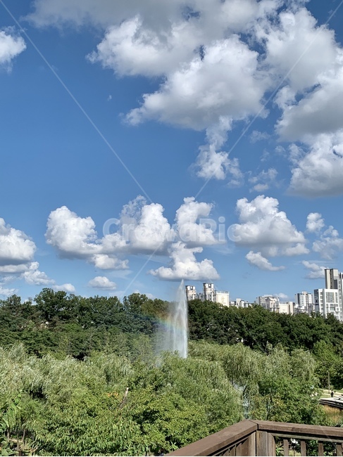 nature,자연,outdoors,옥외,water,하늘,sky,날씨,weather,물,cumulus,적운,cloud,구름,무지개