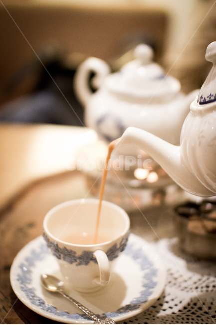 홍차,찻잔,카페,차,tea,blacktea,englishtea,밀크티,티,티타임,부드러움,커피,카페,coffee,cafe,감성,sensible,feeling