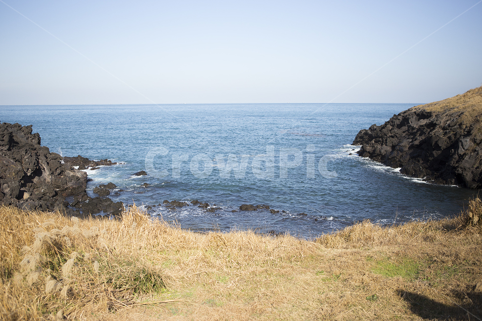 제주,바다,파도,들,하늘,파랑,자연,풍경,nature,landscape,제주도,jeju,jeju island,promontory,곶,outdoors,옥외,land,땅,water,물,shoreline,해안선,sea,ocean,대양