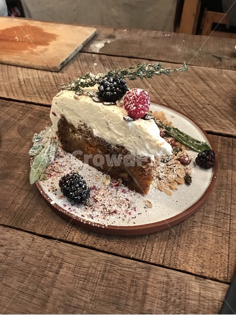 로머스,베를린,카페,케이크,당근케이크,감성,음식,food,cake,Delicious,cafe,Germany,Berlin,beautiful,photography,Europe,felling