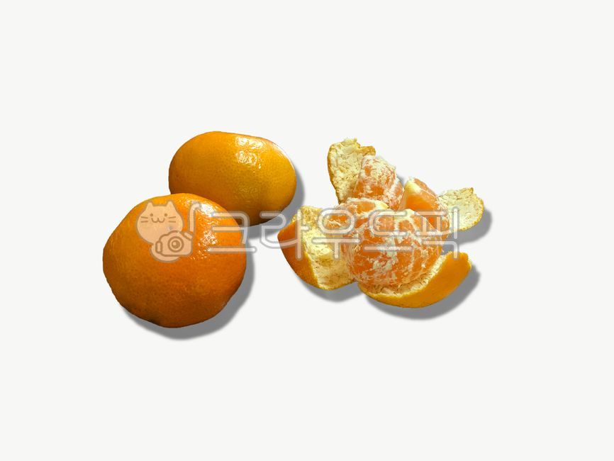 fruit,white background,jejuspecialties,seasonal fruits,tangerines,Jeju special products,mandarin,tangerine,specialty products,food,citrus,orange,whitebackground,seasonalfruits,specialproducts,background,plant,autumn
