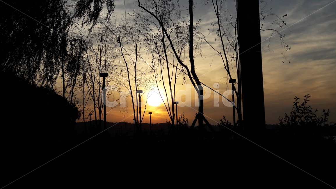 하늘,노을,가을,붉은,구름,자연,풍경,nature,landscape,outdoors,옥외,sky,sunset,일몰,dusk,황혼,dawn,새벽,red sky,붉은 하늘