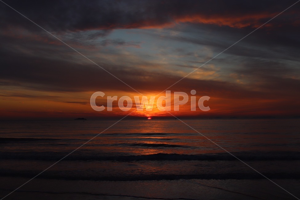 대천,대천해수욕장,일몰,낙조,바다,겨울바다,노을,자연,풍경,nature,landscape,outdoors,옥외,sunlight,햇빛,sunset,red sky,붉은 하늘,sky,하늘,dusk,황혼,dawn,새벽