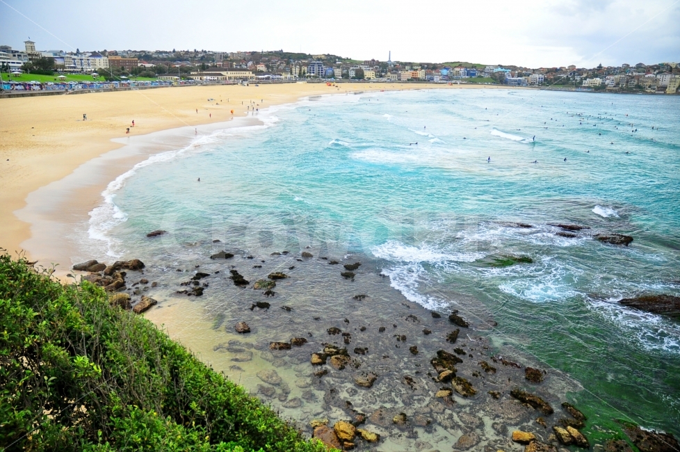 호주,시드니,본다이비치,바다,해변,모래,파도,마을,여행,사람들,서핑,서퍼,australia,sydney,bondibeach,beach,sand,land,sea,water,saves,sufer,people,village,자연,풍경,nature,landscape,여름,계절,summer,season,해변,바다,beach,sea,여행,휴가,traveling,vacation,trip,해외,외국,세계,foreign,oversea,world,물,outdoors,옥외,ocean,대양