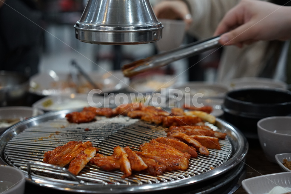 고기,육류,불판,고깃집,닭갈비,숯불닭갈비,숯불,음식,한식,음식,식재료,요리,food,cook,meal,dishes,food reserves,육류,고기,meat