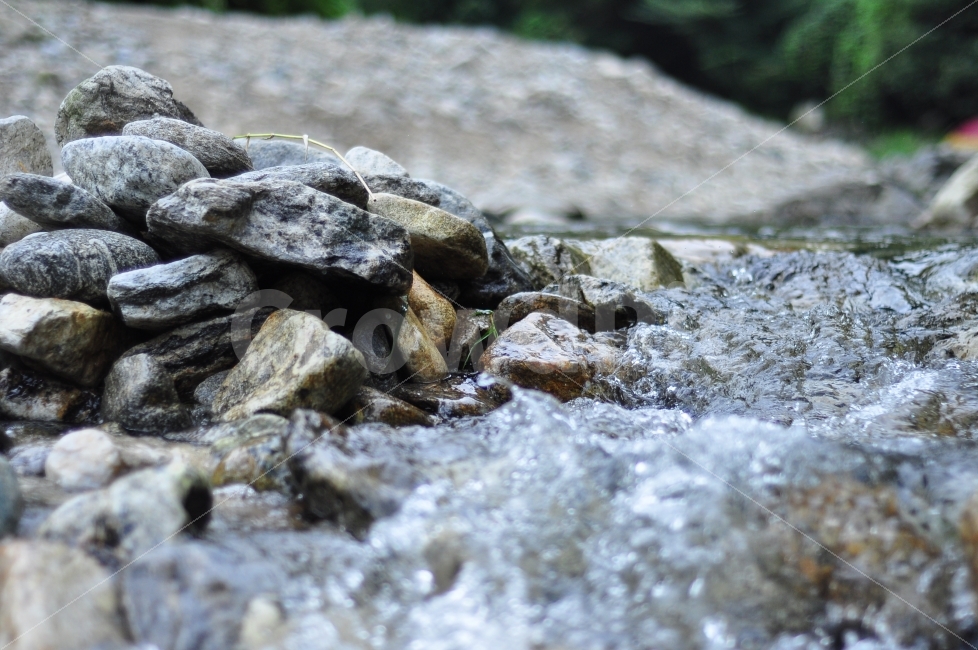 경기도,가평,용추계곡,물,계곡,돌멩이,여름,차가운물,자연,valley,water,waterflow,flow,pebble,rock,cold,summer,자연,풍경,nature,landscape,rubble,파편,slate,슬레이트