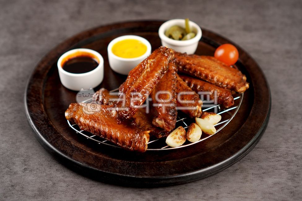 wing,chicken wing,roast chicken,chicken,duck,food,food,chicken,duck