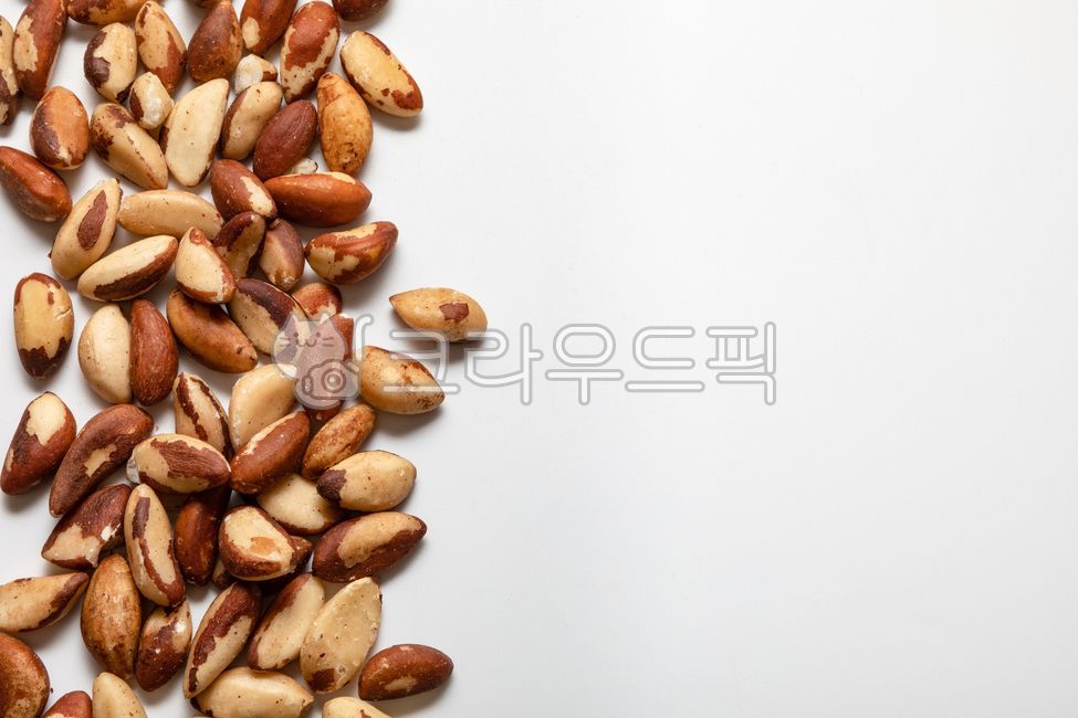 seed,kernel,seeds,nut,food,grains,brazil nuts,nuts,grain,heap,brazilnut