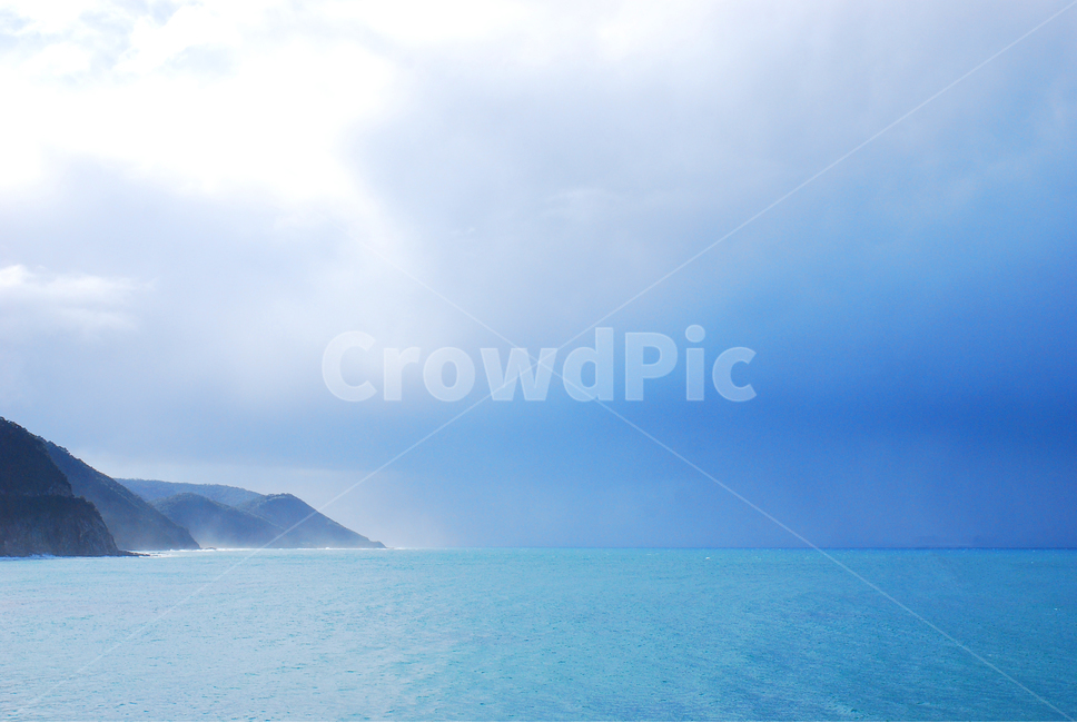 바다,안개,수평선,하늘,운무,sea,cliff,섬,연무,자연,풍경,nature,landscape,outdoors,옥외,land,땅,ocean,대양,water,물,shoreline,해안선,coast,연안,island