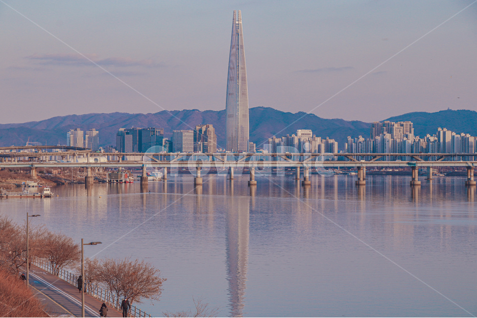 롯데타워,랜드마크,서울,서울풍경,서울롯데타워,잠실,뚝섬한강공원,뚝섬,뚝섬유원지,한강,한강공원,peaceful,평화로운,편안한,휴식처,힐링,안락한,따뜻한,warm,분위기,한국도시경관,도시풍경,한국,맑은,깨끗한,청명한,한국도시풍경,풍경,color,색감,색채,계절,season,색깔,색상,한국랜드마크,한국관광지,한국명소,korea landmark,korea tourist attraction