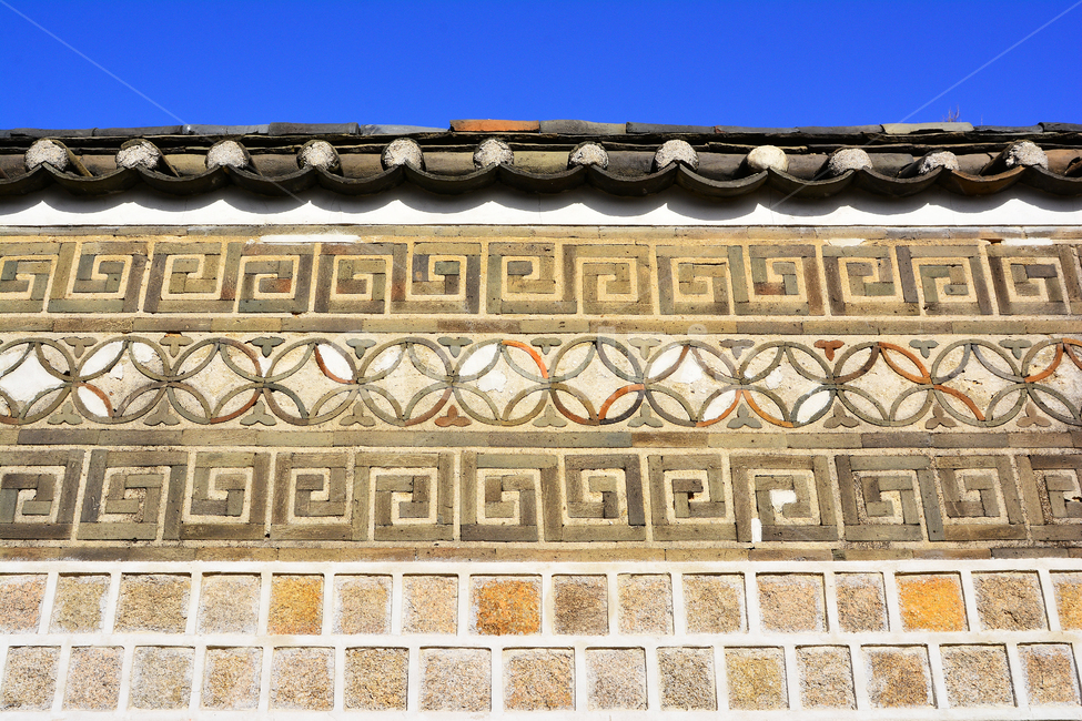 패턴,텍스쳐,전통,고궁,문양,한국적,코리안,pattern,texture,korean,tour,관광지,서울,창경궁,경복궁,보존,culture,traditional,기하학,추상,배경,바탕,백그라운드,background,디자인,라인,선,면,무늬,리듬,역사,문화유산,아름다움,한국의미,장인,east,동양적,아시아,담장,벽,울타리,벽돌,block,wall,빈티지,vintage,앤틱,유물,하늘,기왓장,기와,한국전통,한국문화,korean traditional,korean culture,건축물,건물외관,exterior,building,structure,architecture,construction